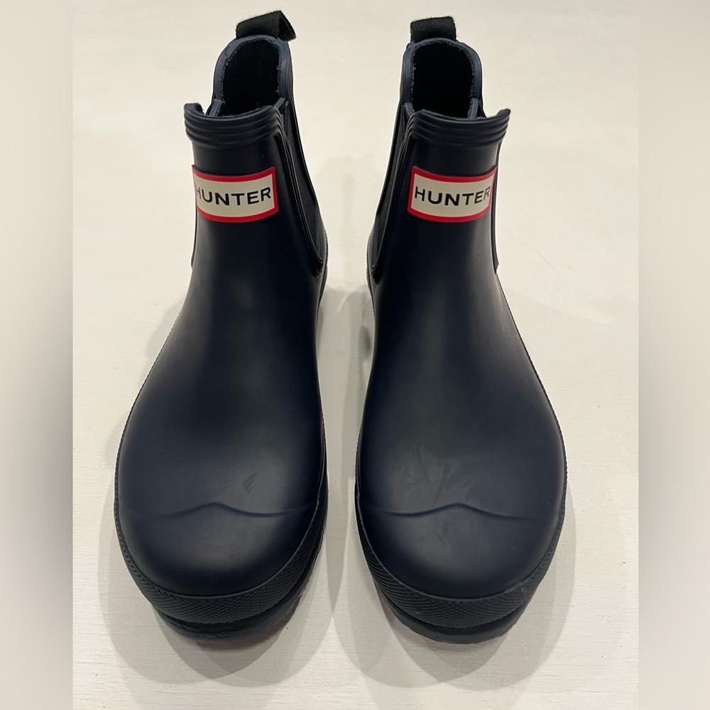 Hunter Chelsea boots, Navy size 6